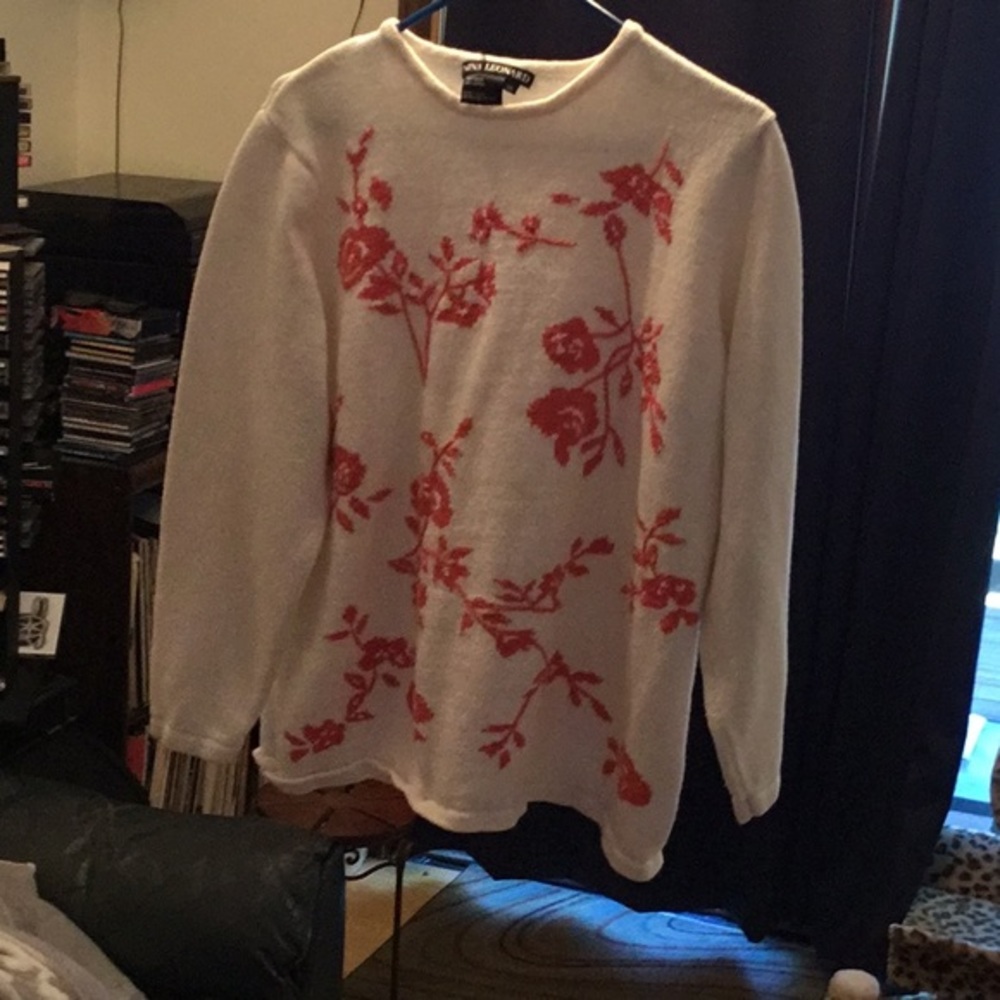 Spring time. Sweater  EUC.  Size 1X
